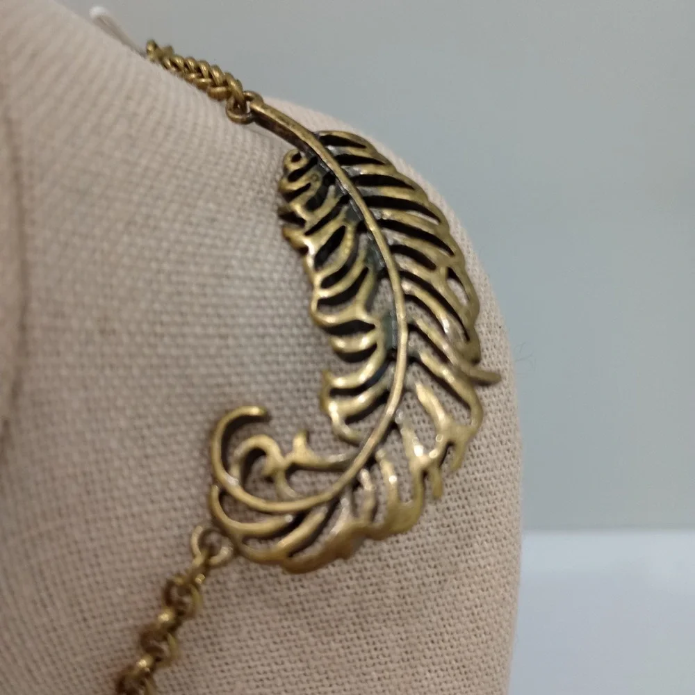 Express Boho southwestern Statement Necklace Feather Agate Style Pendant